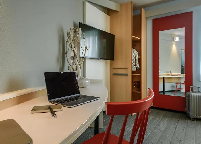 Hotel Ibis Alsterring 3*